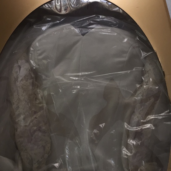 Handmade Vintage wedding dress- circa 1978 - Picture 5 of 8